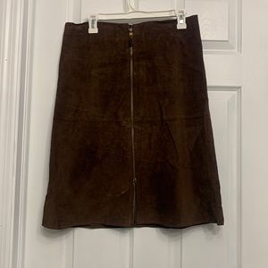 Isaac Mizrahi Suede leather a-line skirt with dual direction zipper